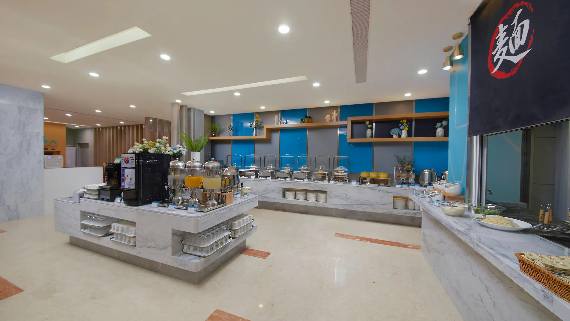 Holiday Inn Express Zhengzhou Zhengdong, An Ihg Hotel 3*,  China