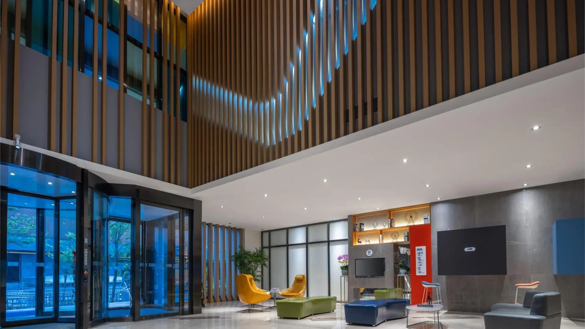 Holiday Inn Express Zhengzhou Zhengdong By Ihg Hotel